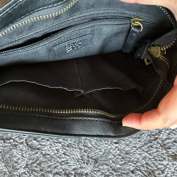 FRYE & CO Crossbody Purse - Picture 7 of 14